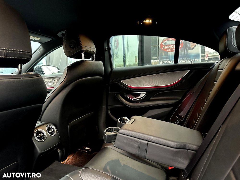 Mercedes-Benz CLS - 39