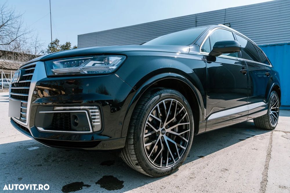 Audi Q7 - 7