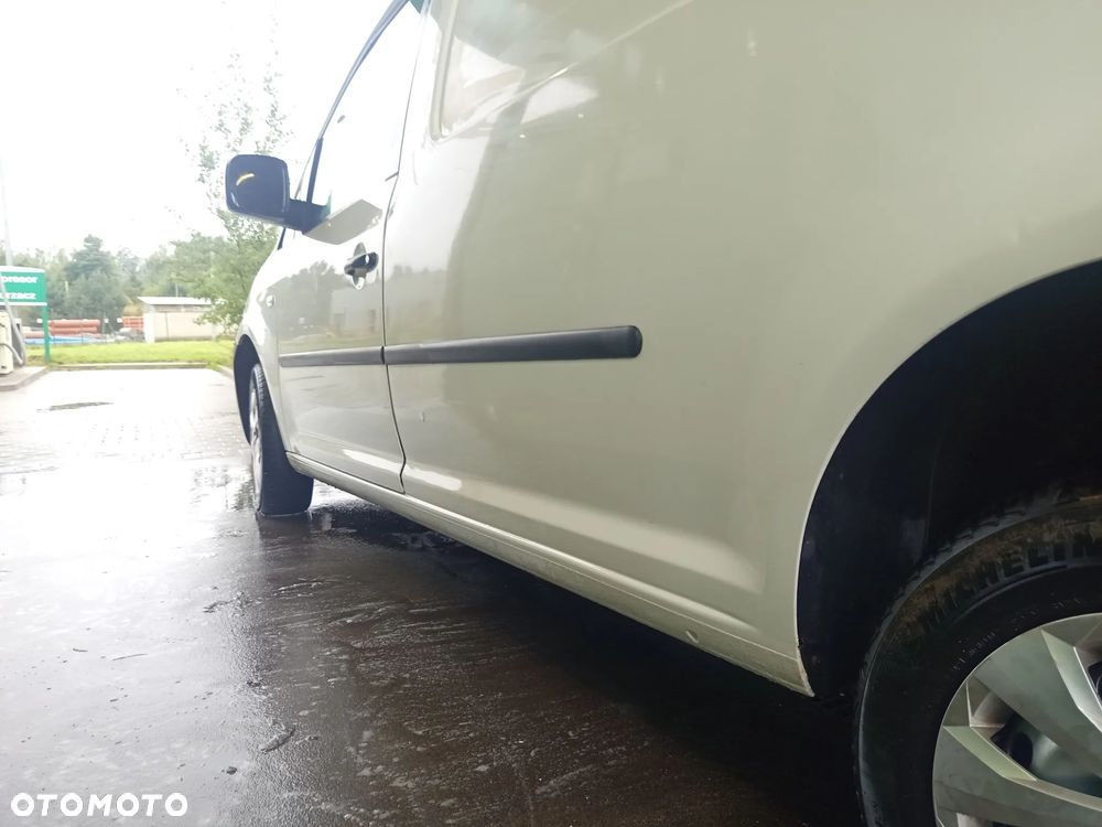 Volkswagen Caddy MAXI long - 11