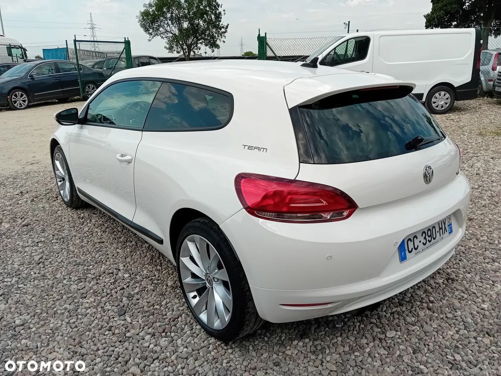 Volkswagen Scirocco 2.0 TDI - 7