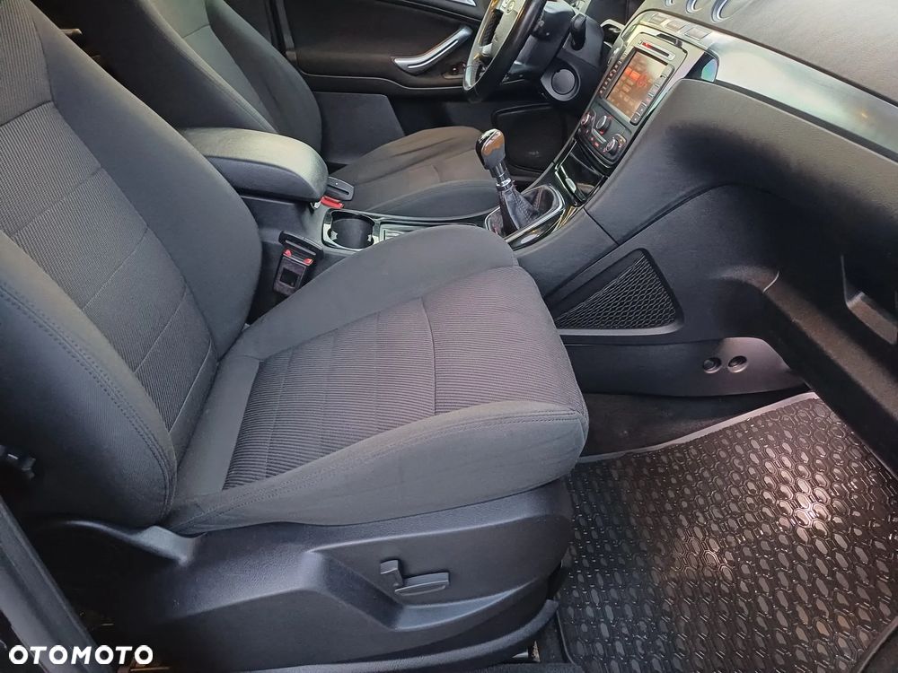 Ford S-Max 2.0 TDCi DPF Titanium X - 15