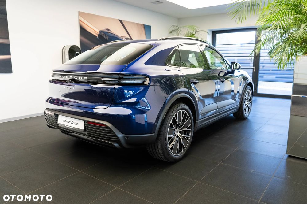Porsche Macan - 3