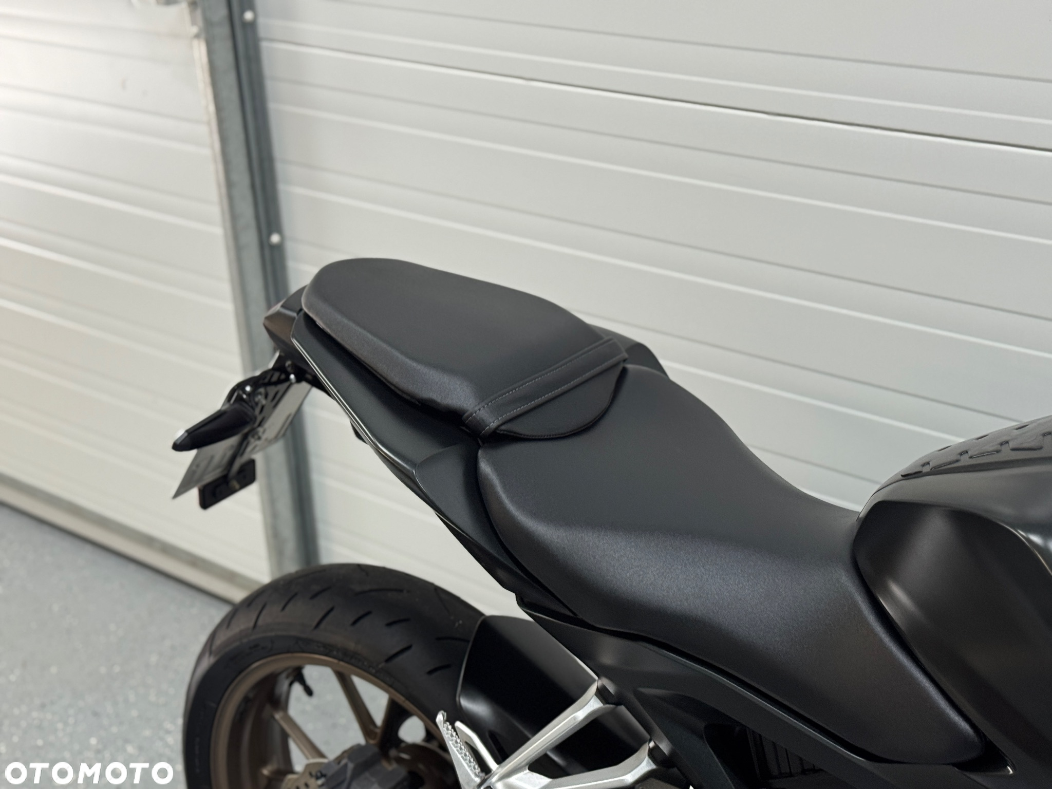 Honda CB - 8
