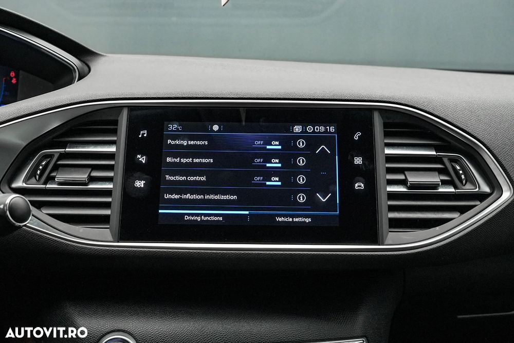 Peugeot 308 1.5L BlueHDI 130 S&S EAT8 Active - 25