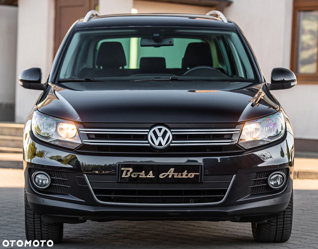 Volkswagen Tiguan 2.0 TDI DPF BlueMotion Technology Sport & Style - 4