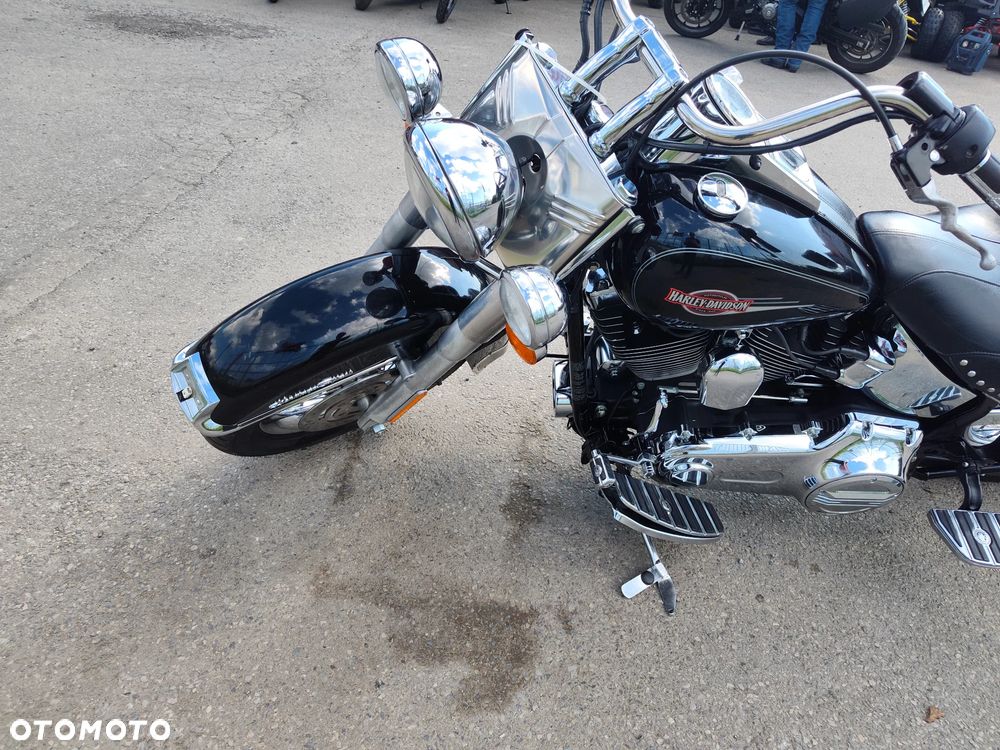 Harley-Davidson Softail Heritage Classic - 11