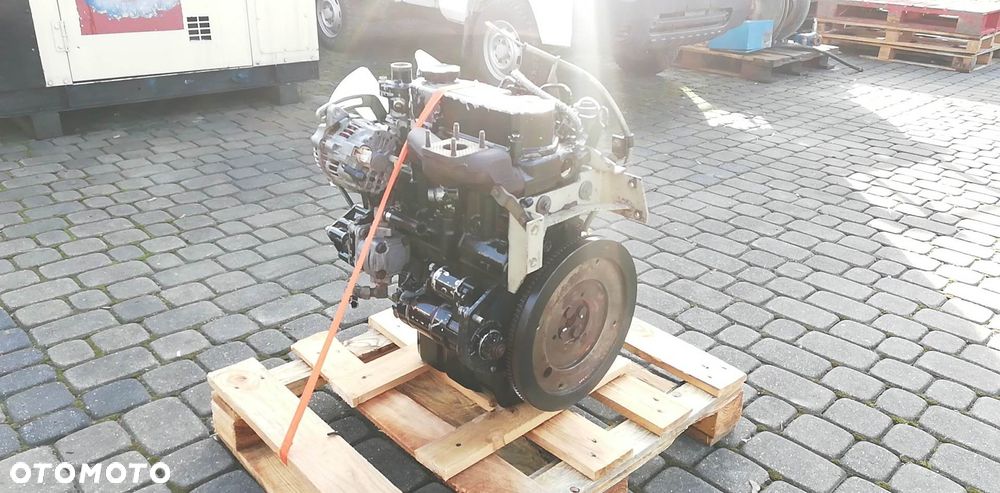 SILNIK Mitsubishi S3L2 S3L 9349 zł netto - 5