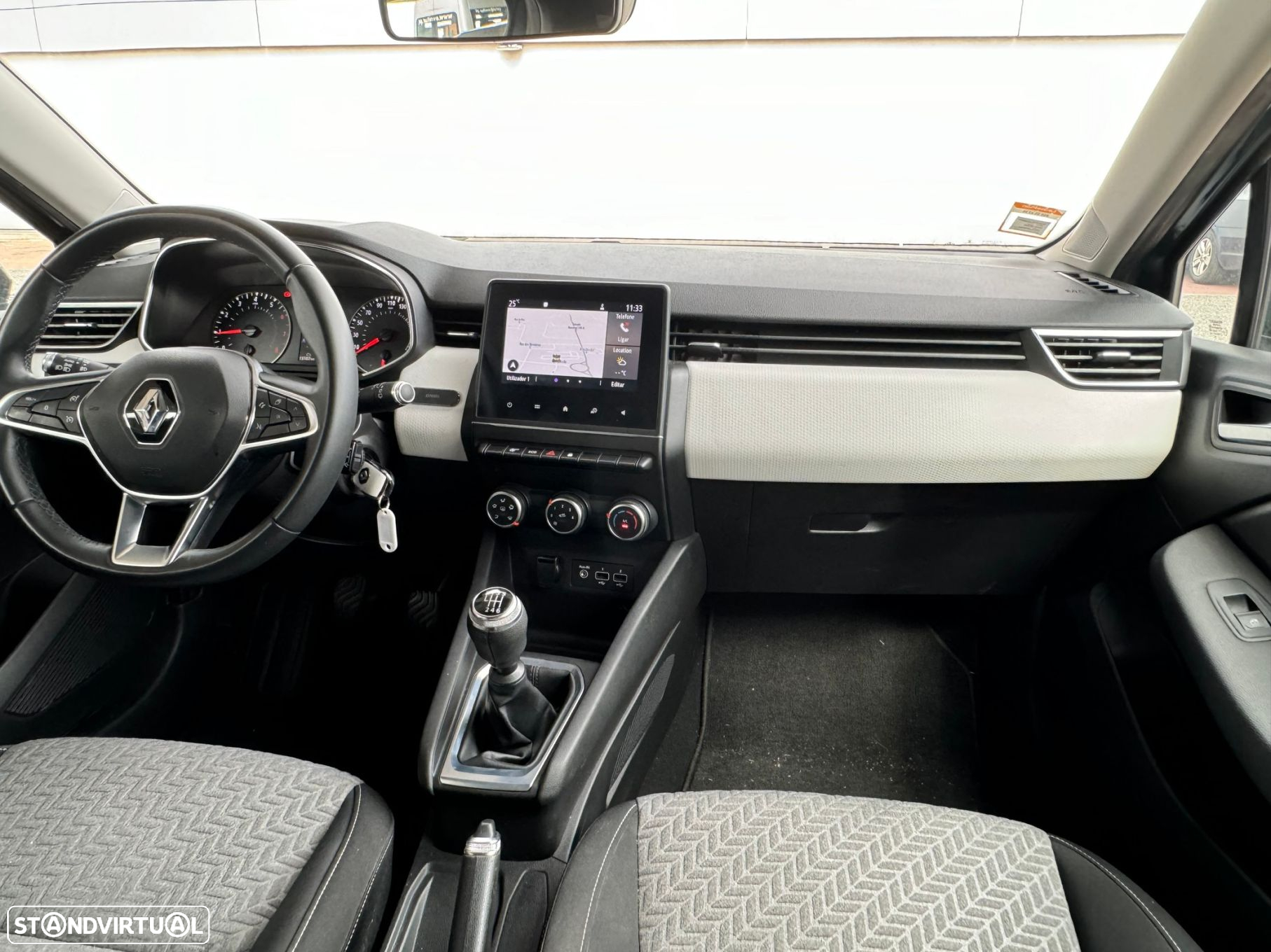 Renault Clio 1.0 TCe Limited Bi-Fuel - 22
