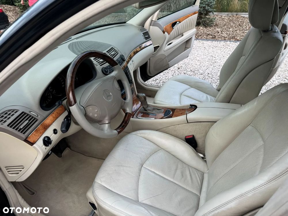 Mercedes-Benz Klasa E 320 CDI Elegance - 9