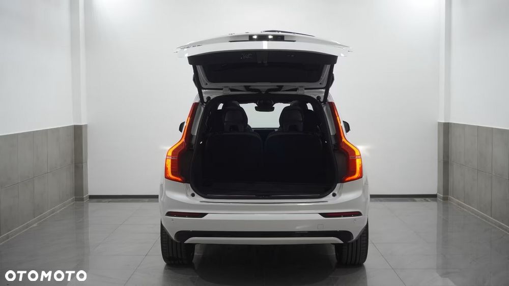 Volvo XC 90 T8 AWD Recharge Plus Dark - 11