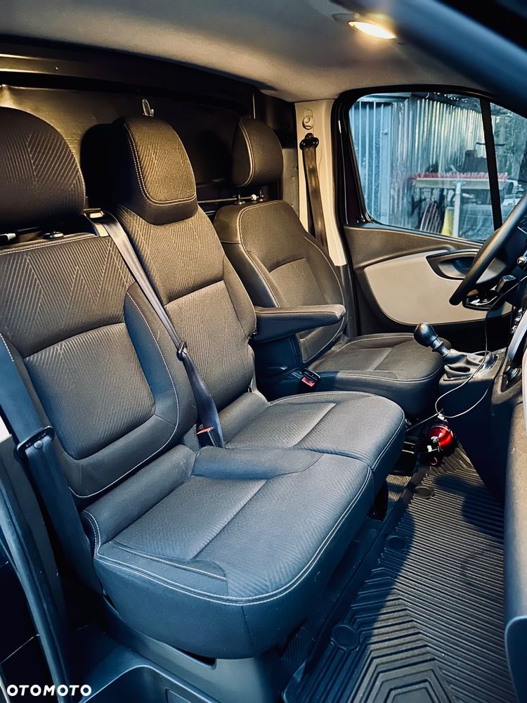 Renault Traffic - 10