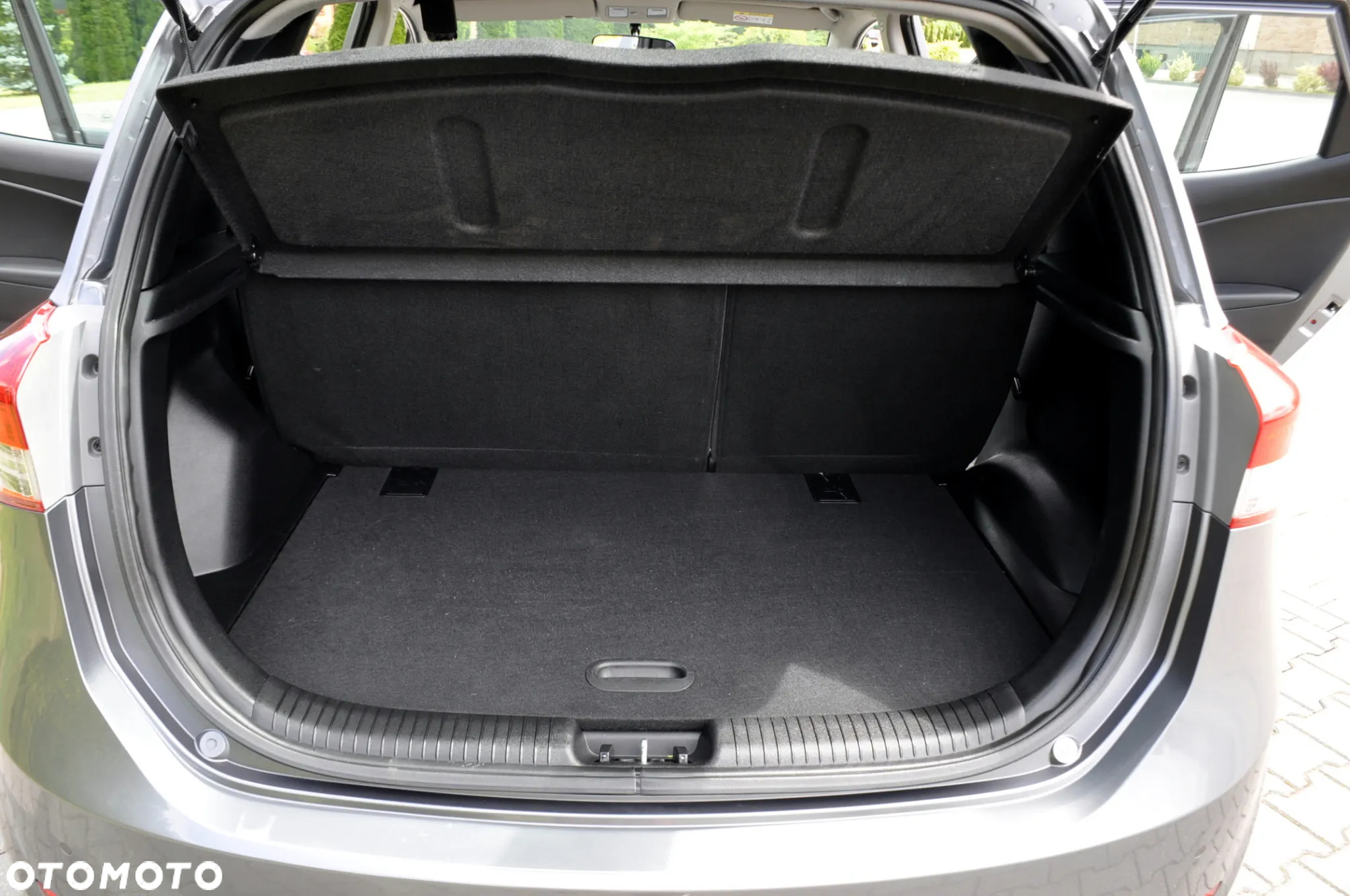 Hyundai ix20 1.4 Premium - 37