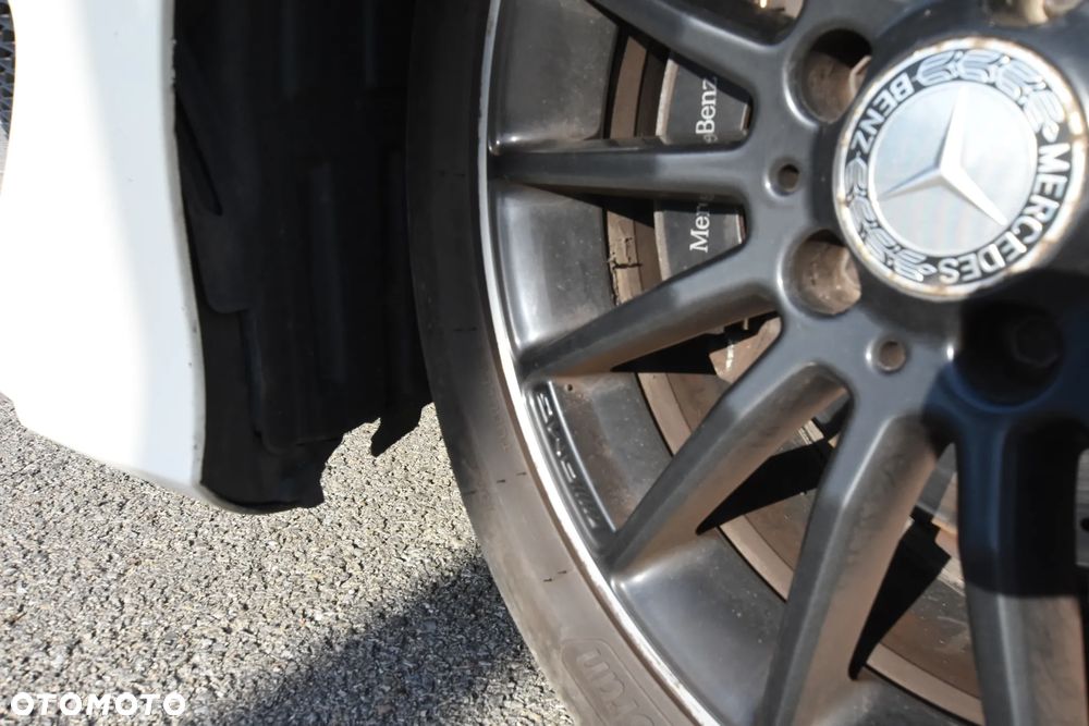 Mercedes-Benz CLA 200 AMG Line - 9