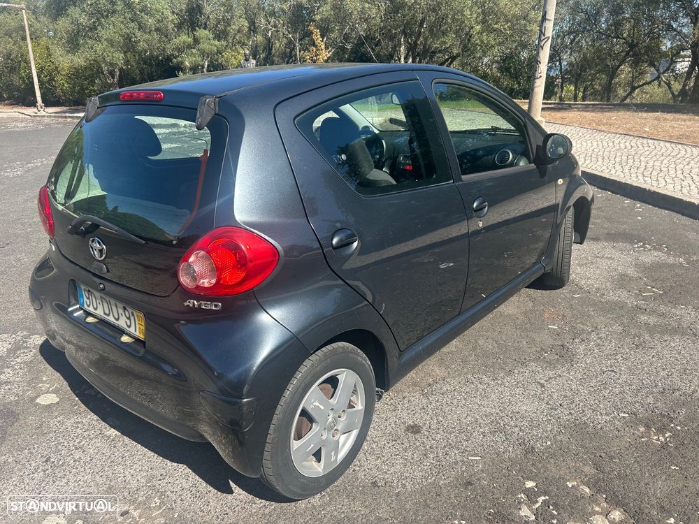 Toyota Aygo 1.0 + AC - 19