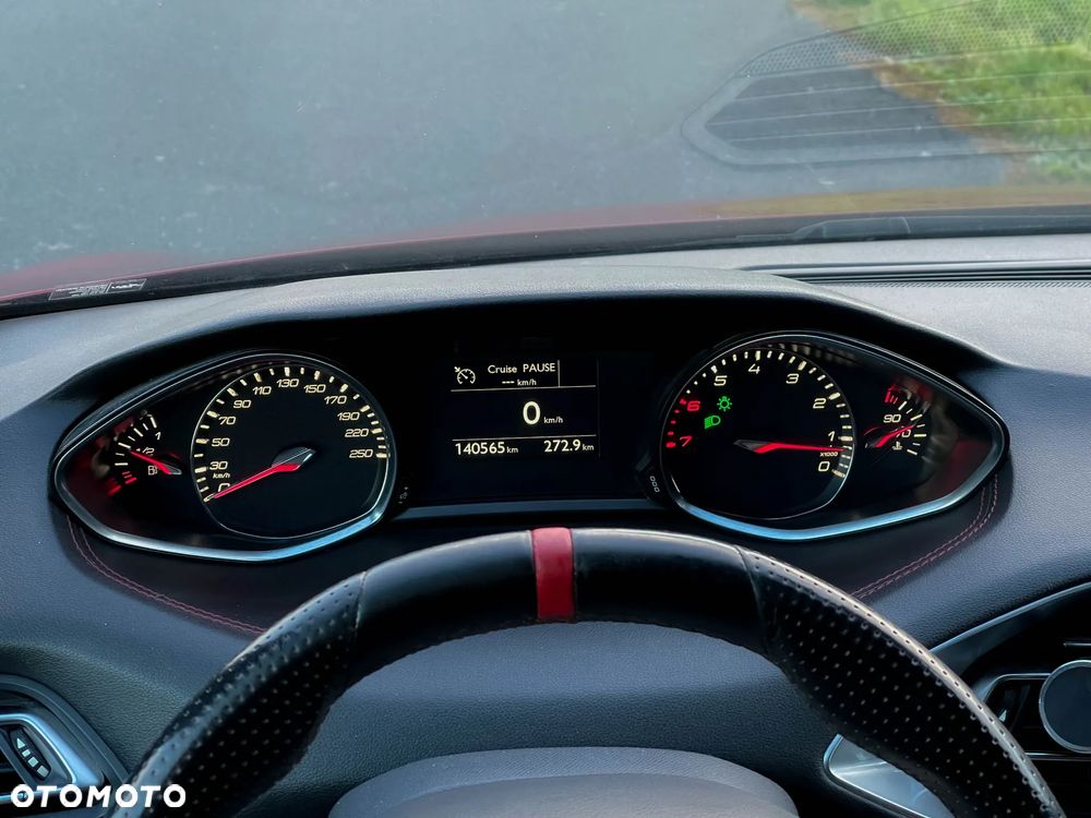 Peugeot 308 1.6 e-THP S&S GTi by Sport - 11