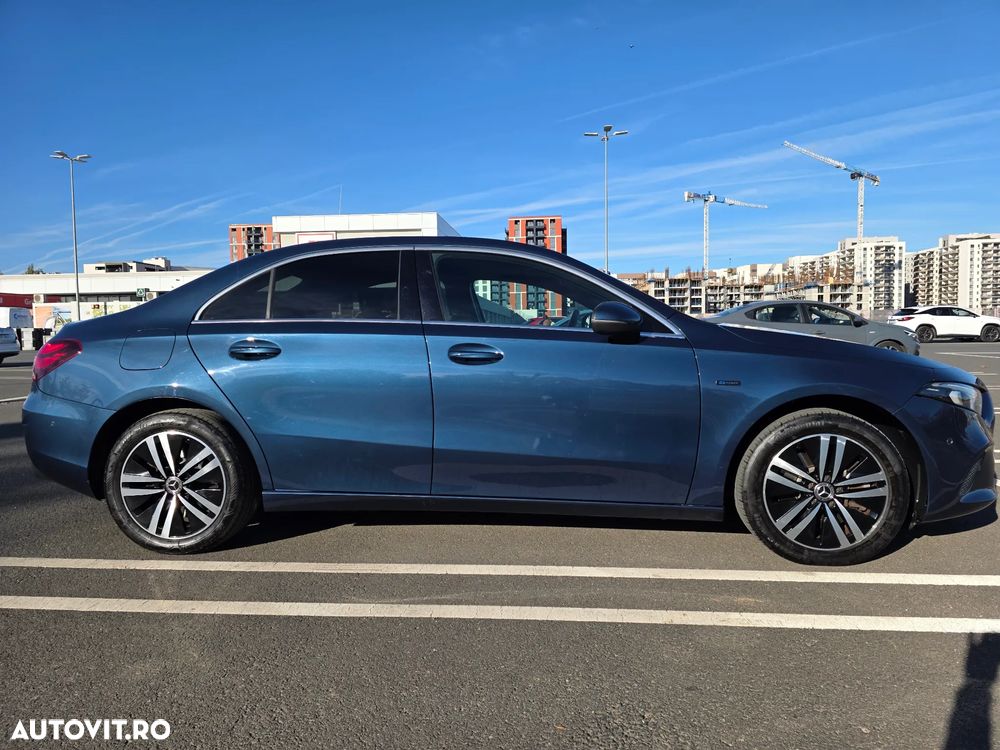 Mercedes-Benz A 250 e 8G-DCT - 7