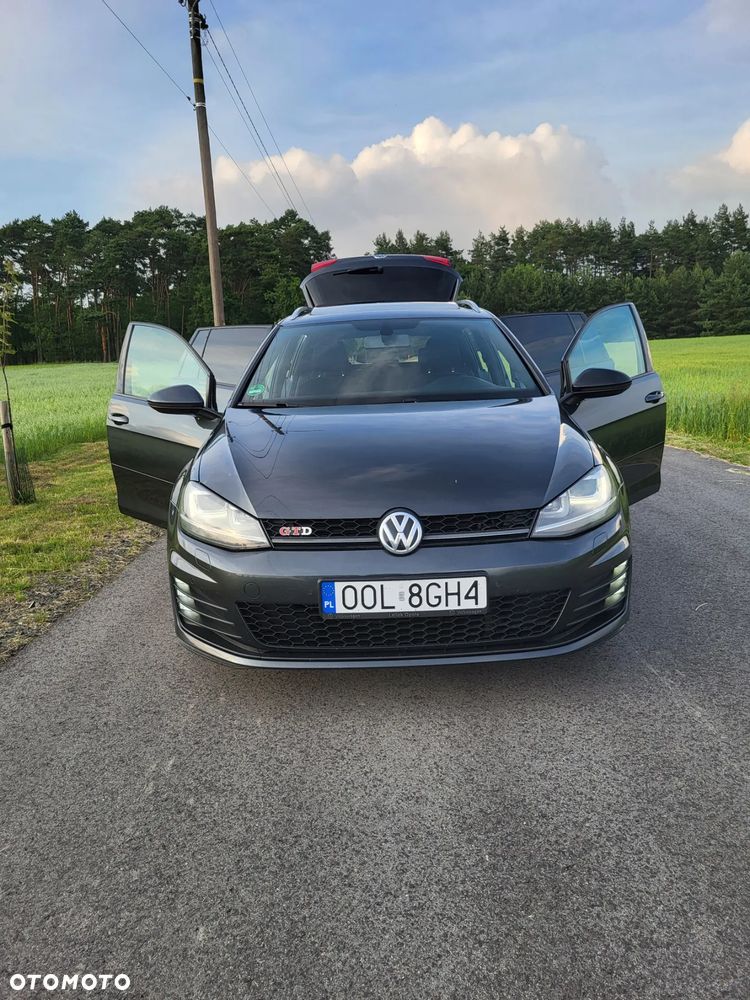 Volkswagen Golf - 9