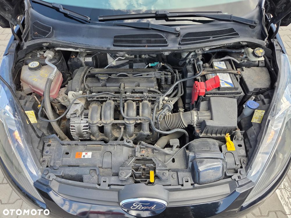 Ford Fiesta 1.25 Champions Edition - 23