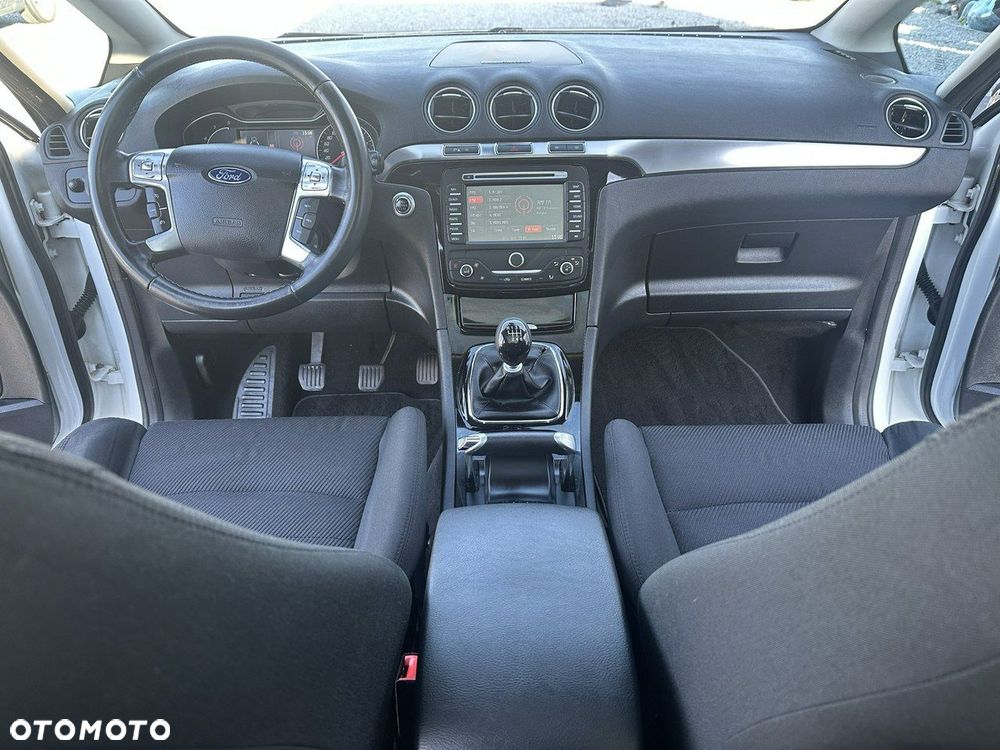 Ford S-Max - 7