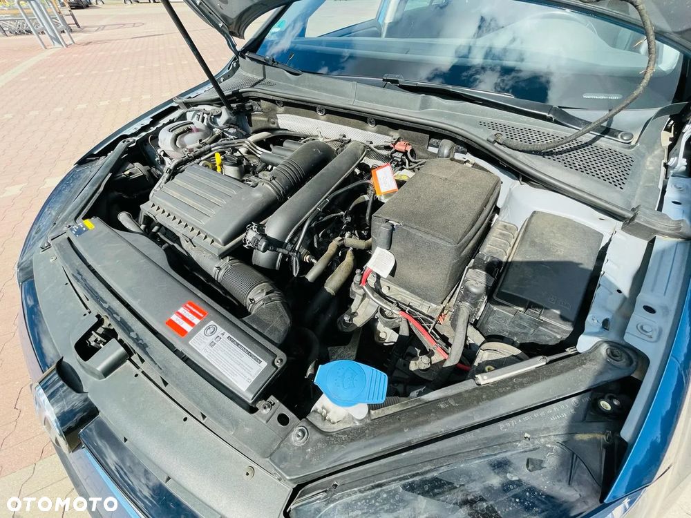 Volkswagen Golf 1.2 TSI BMT Trendline Perfectline - 26