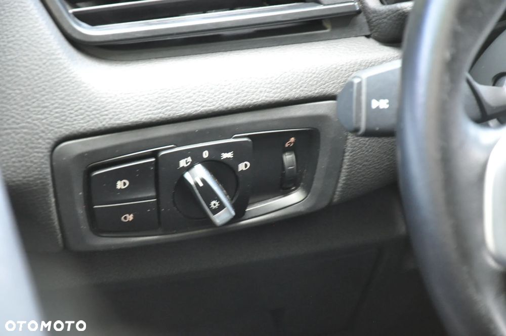 BMW Seria 2 218d Advantage sport - 18
