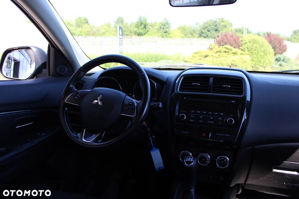 Mitsubishi ASX 1.6 Invite - 16
