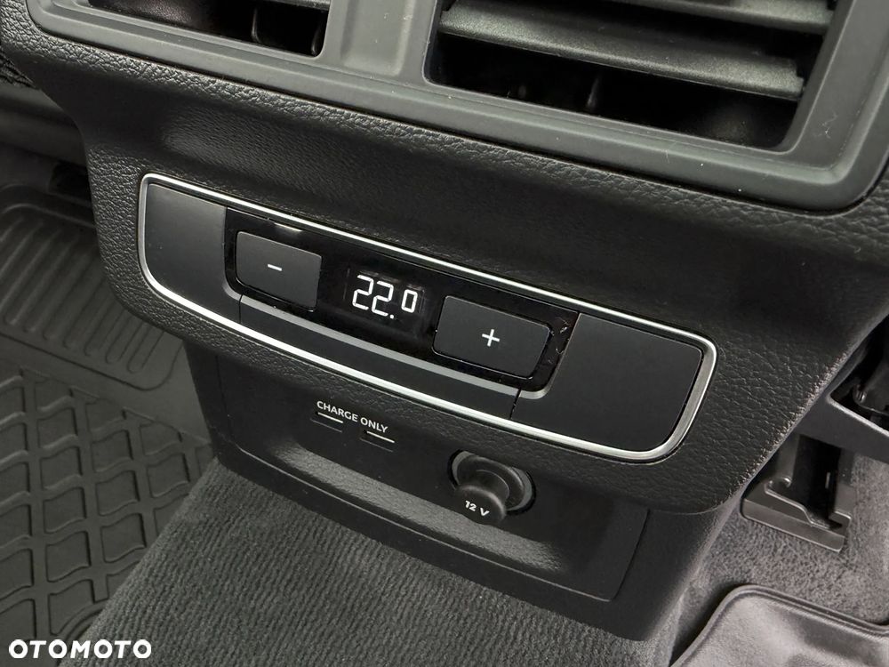 Audi Q5 40 TDI quattro S tronic S line - 26