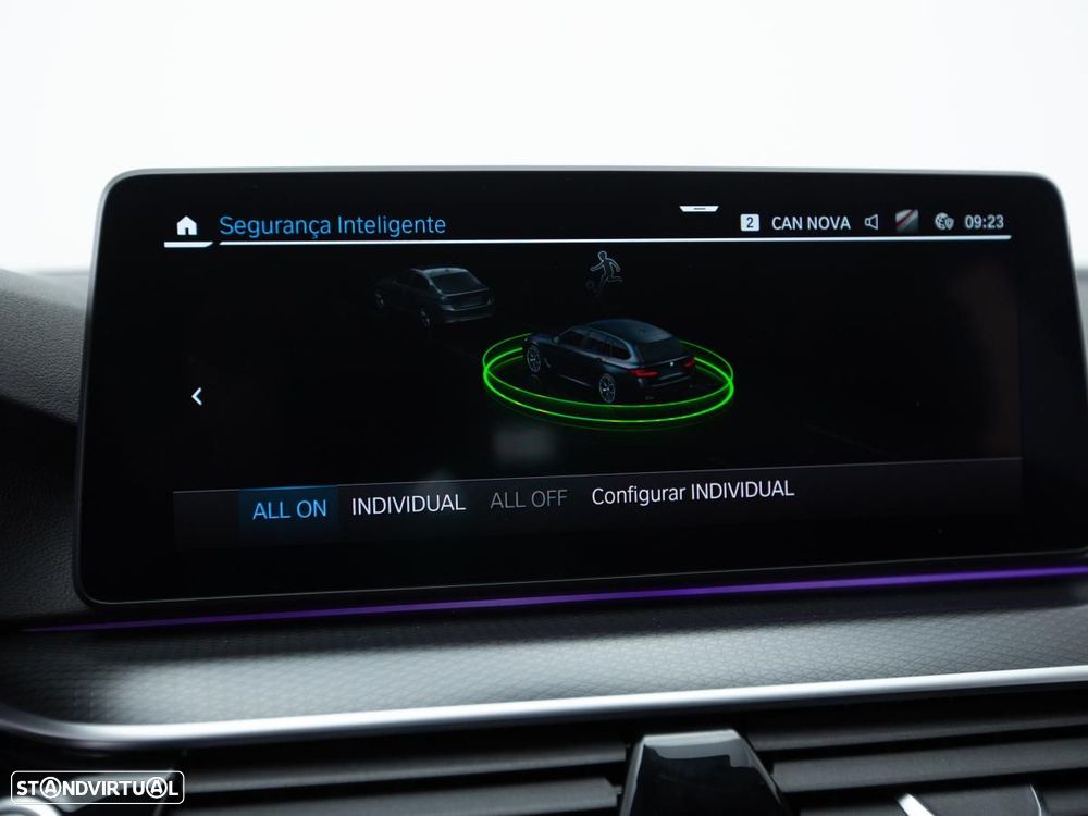 BMW 520 e Pack M - 38