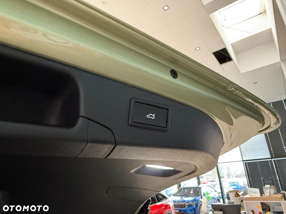 Skoda Superb 2.0 TDI SCR 4x4 L&K DSG - 23