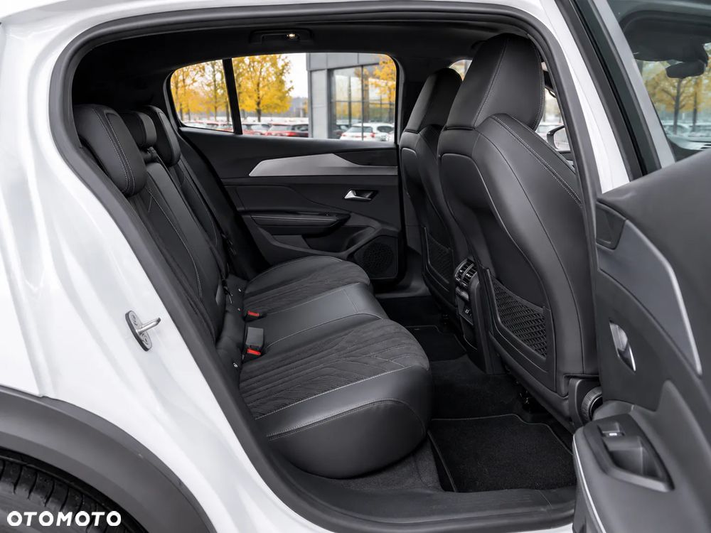 Peugeot 408 1.2 PureTech GT S&S EAT8 - 7