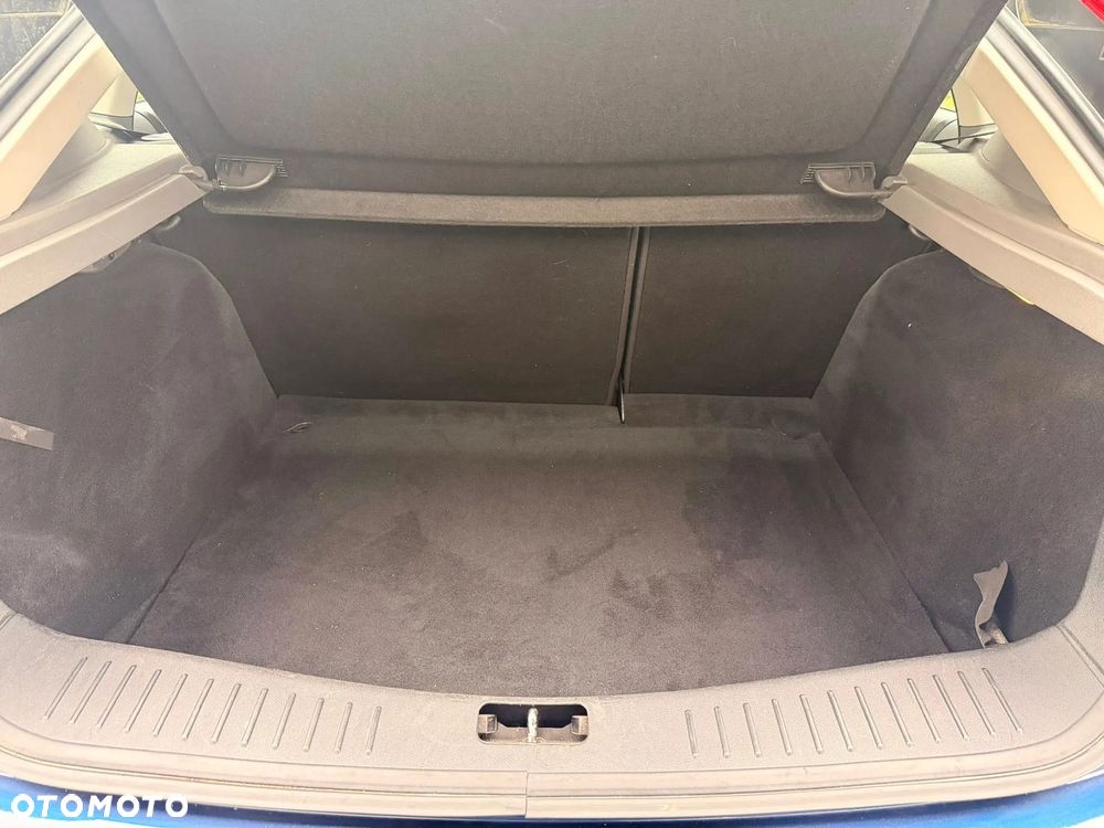 Ford Focus 1.6 16V Style+ - 27