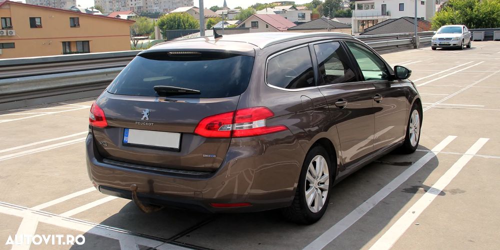 Peugeot 308 SW BlueHDi 120 Stop & Start Winter Edition - 4