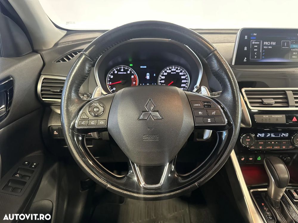 Mitsubishi Eclipse-Cross - 16