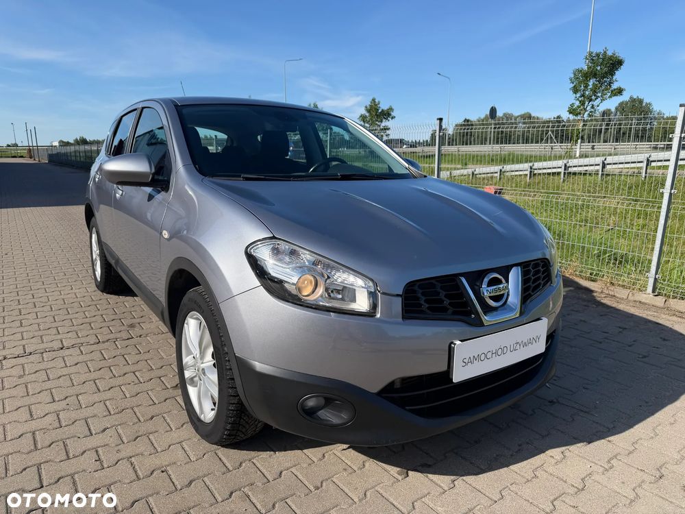 Nissan Qashqai 2.0 dCi DPF acenta - 1