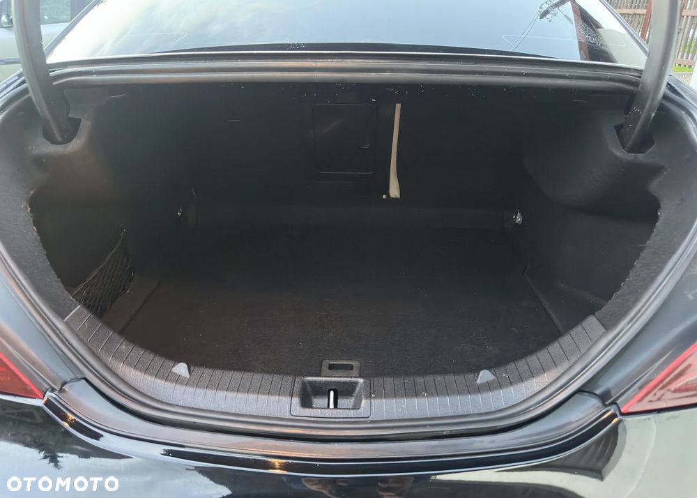 Mercedes-Benz CLA 250 4Matic 7G-DCT AMG Line - 5