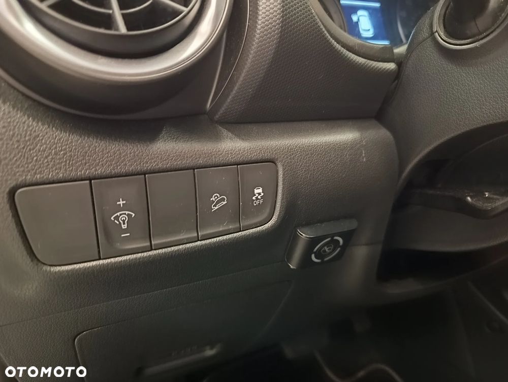 Hyundai Kona - 9