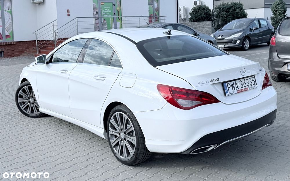 Mercedes-Benz CLA - 36