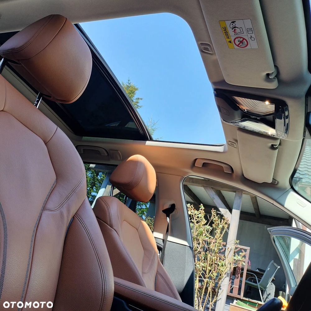 BMW Seria 5 520d xDrive Sport Line - 28