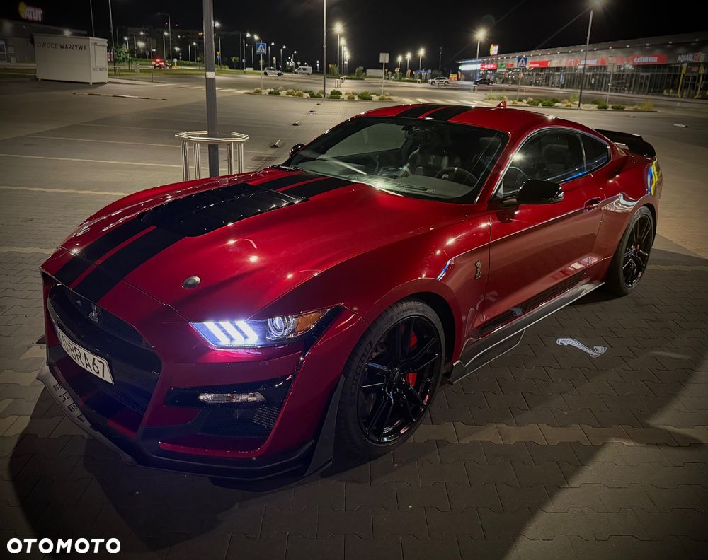 Ford Mustang - 1