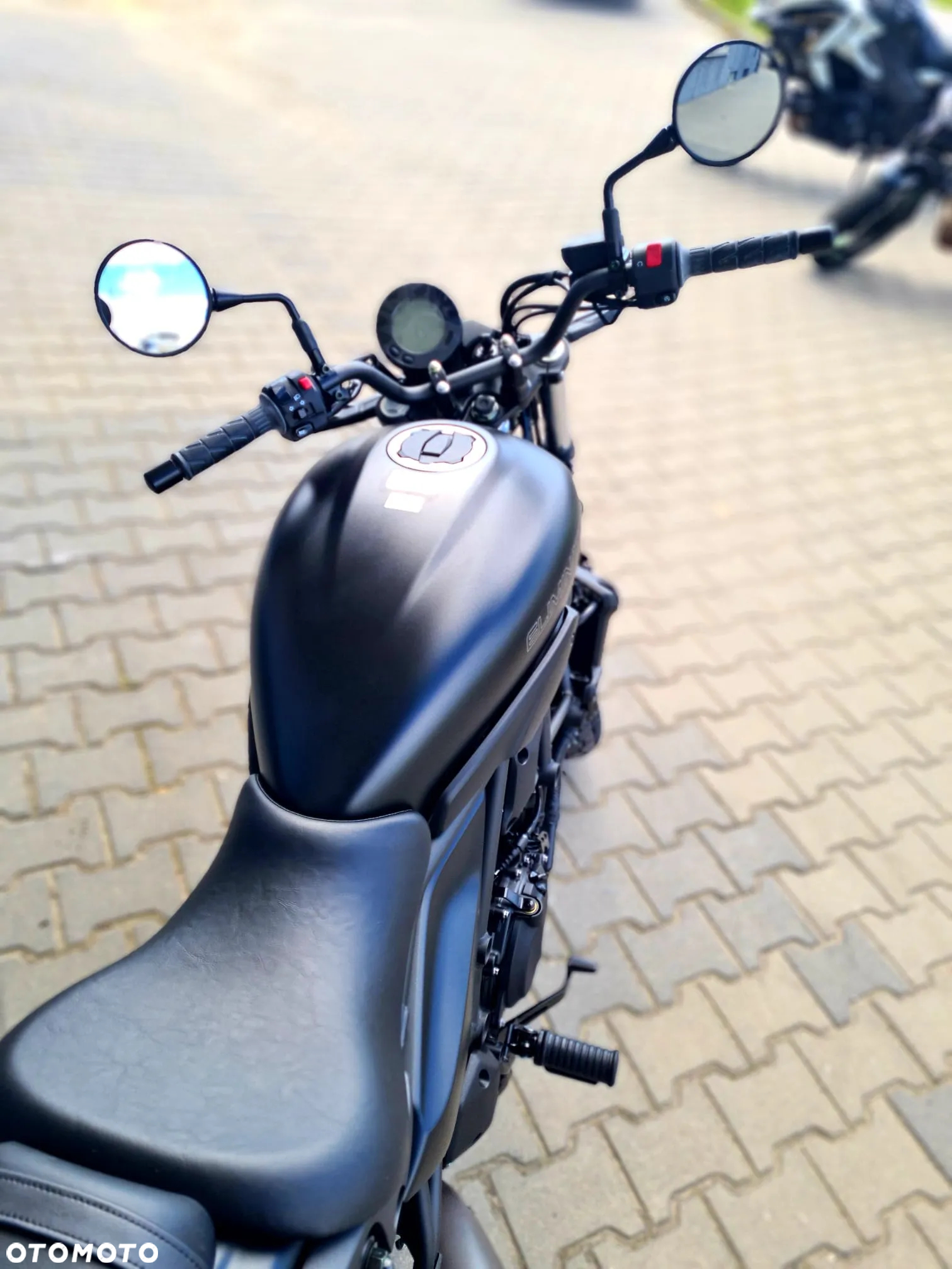 Kawasaki Inny - 4