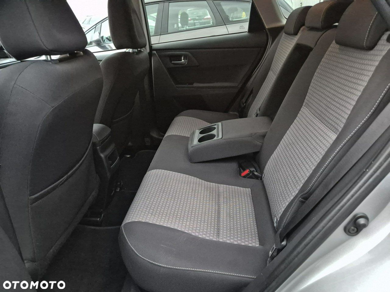 Toyota Auris - 19