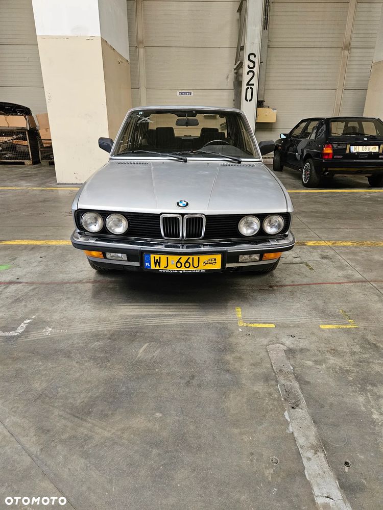 BMW Seria 5 - 1