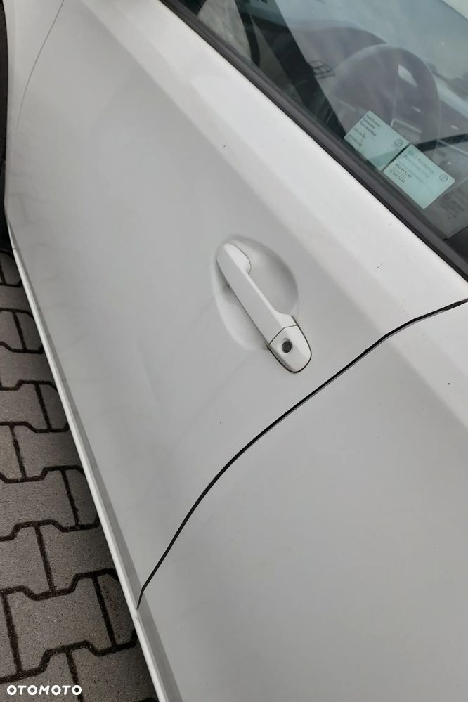 Toyota Auris 1.4 D-4D Life - 16