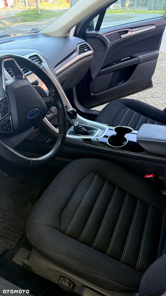 Ford Mondeo - 10
