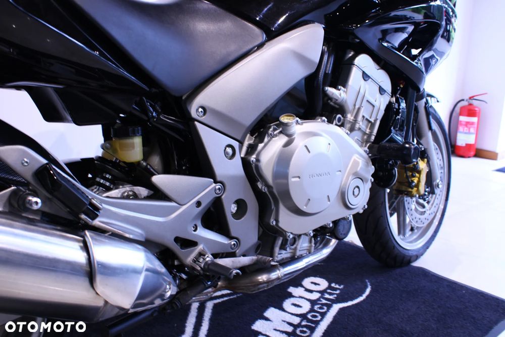 Honda CBF - 23