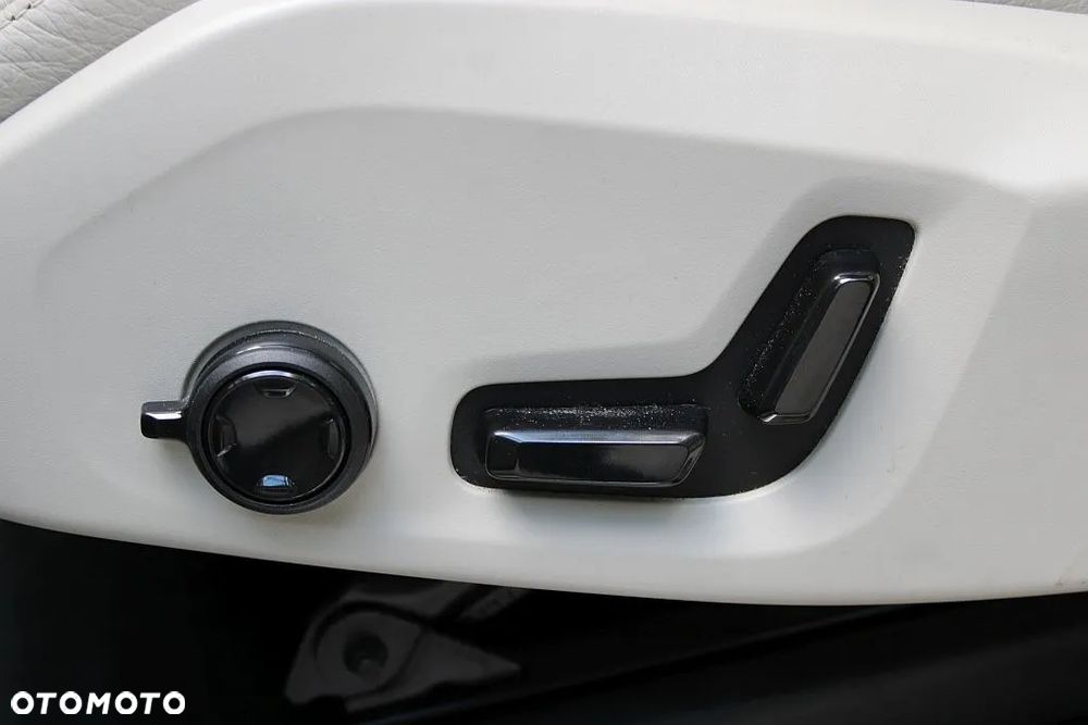 Volvo XC 90 D5 AWD Inscription - 13