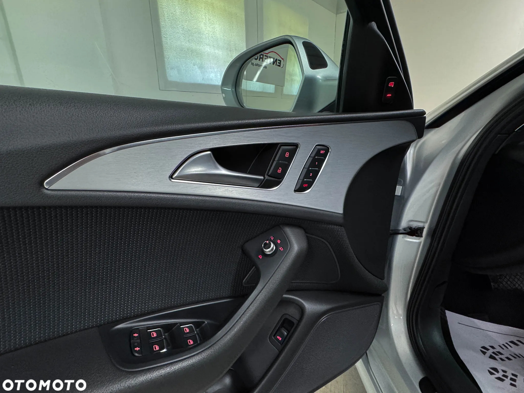 Audi A6 Avant 2.0 TDI Ultra S tronic - 26