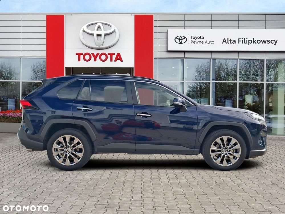 Toyota RAV4 - 6