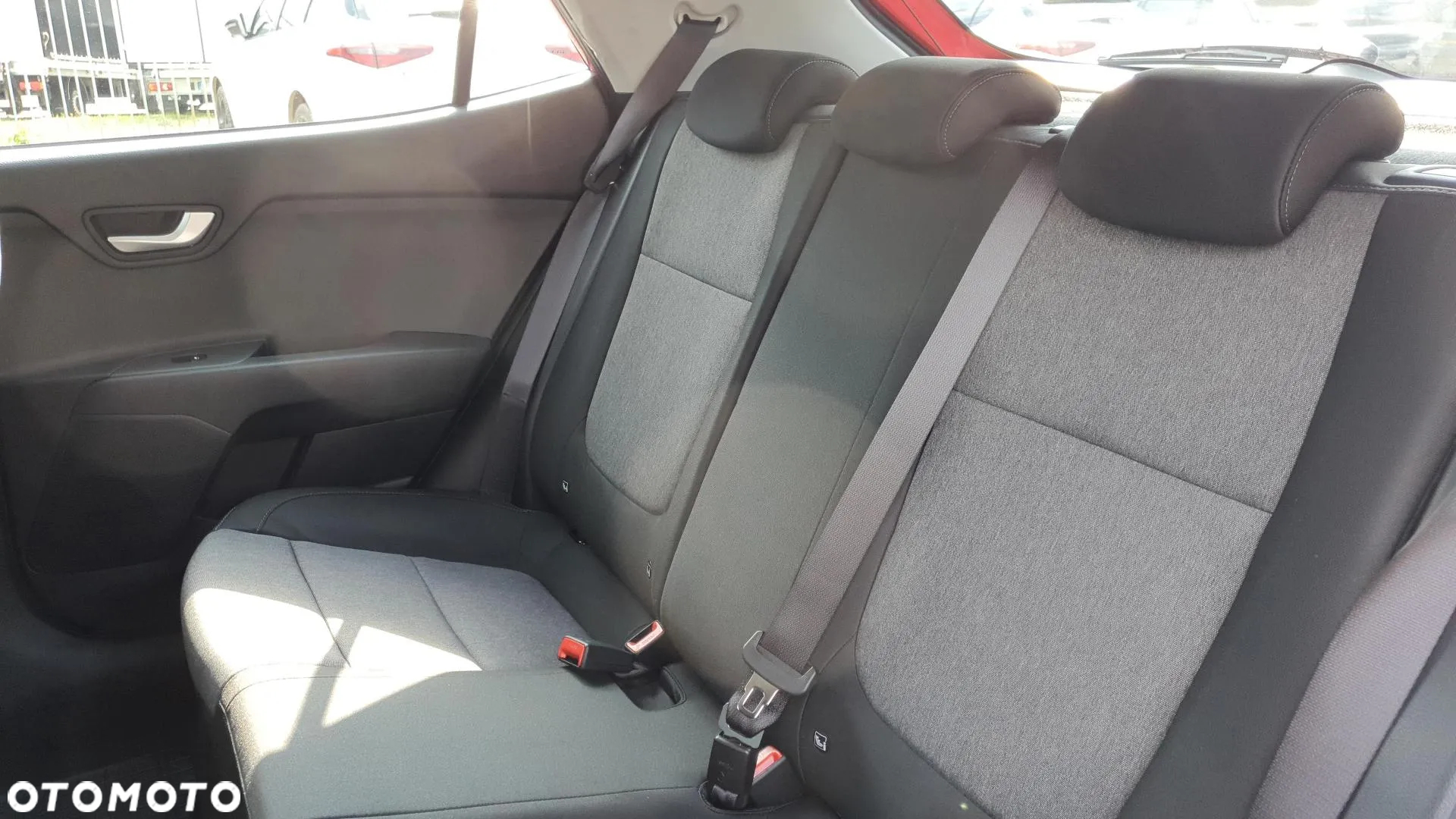 Kia Stonic 1.2 M - 16
