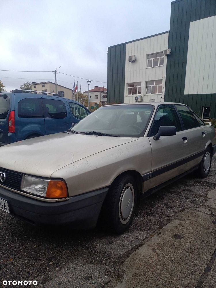 Audi 80